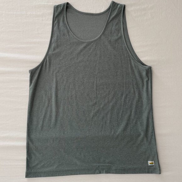 Vuori Men's Strato Tech Tank Shirt Large NEW! - Picture 1 of 1